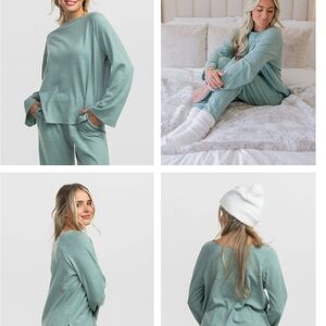 Cozy Green Lounge Set
